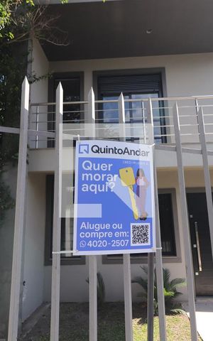 Casa à venda com 112m², 3 quartos e 2 vagasPlaca