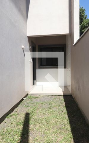 Casa à venda com 120m², 3 quartos e 2 vagasLavanderia