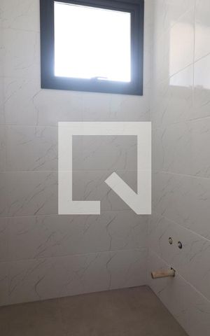 Casa à venda com 120m², 3 quartos e 2 vagasSuíte