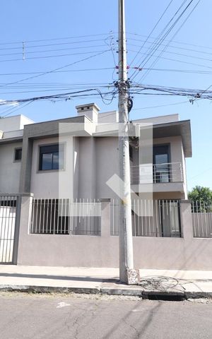 Casa à venda com 120m², 3 quartos e 2 vagasFachada