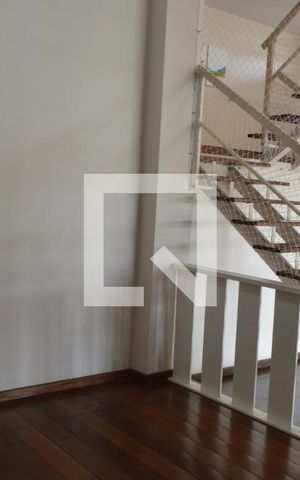 Casa à venda com 504m², 5 quartos e 3 vagasSaleta