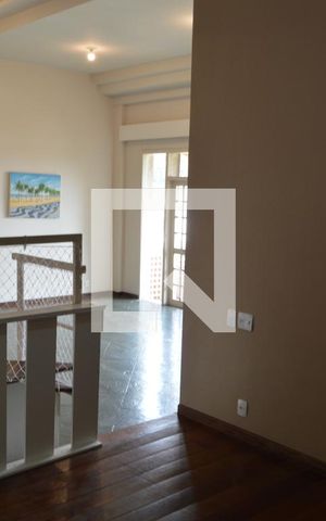 Casa à venda com 504m², 5 quartos e 3 vagasSaleta