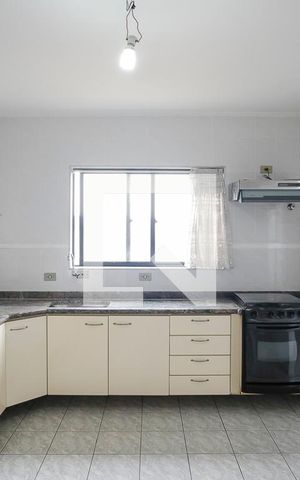 Apartamento à venda com 191m², 2 quartos e 2 vagasCozinha