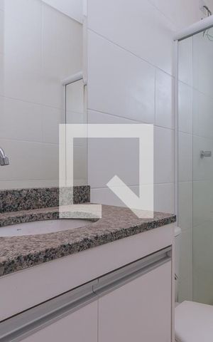 Apartamento para alugar com 52m², 2 quartos e 1 vaga Apartamento para alugar com 52m², 2 quartos e 1 vagaBanheiro Suíte