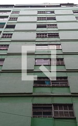 Studio à venda com 42m², 1 quarto e sem vaga Studio à venda com 42m², 1 quarto e sem vagaFachada