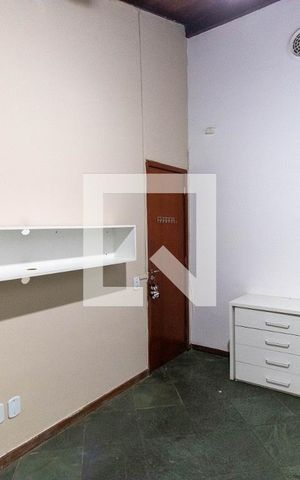 Apartamento para alugar com 140m², 3 quartos e 1 vaga Apartamento para alugar com 140m², 3 quartos e 1 vagaQuarto 2