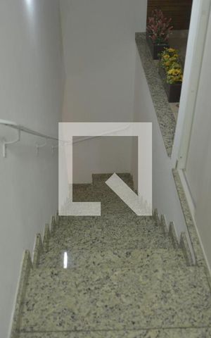Apartamento à venda com 180m², 2 quartos e 3 vagasEscada
