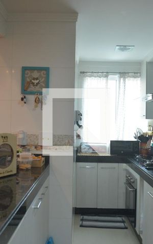 Apartamento à venda com 180m², 2 quartos e 3 vagasCozinha
