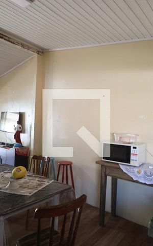 Casa à venda com 90m², 2 quartos e 2 vagasSala 2