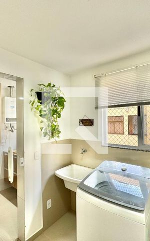 Apartamento à venda com 140m², 3 quartos e 3 vagas Apartamento à venda com 140m², 3 quartos e 3 vagasÁrea de Serviço