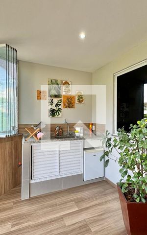 Apartamento à venda com 140m², 3 quartos e 3 vagas Apartamento à venda com 140m², 3 quartos e 3 vagasVaranda