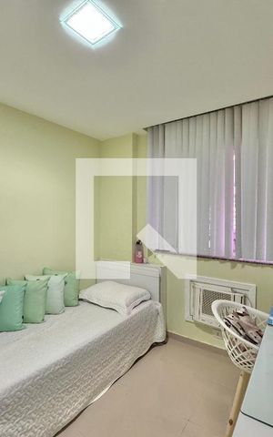 Apartamento à venda com 140m², 3 quartos e 3 vagas Apartamento à venda com 140m², 3 quartos e 3 vagasQuarto 1