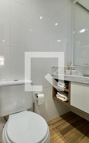 Apartamento à venda com 140m², 3 quartos e 3 vagas Apartamento à venda com 140m², 3 quartos e 3 vagasSuíte - Banheiro