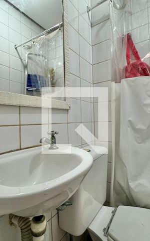Apartamento à venda com 140m², 3 quartos e 3 vagas Apartamento à venda com 140m², 3 quartos e 3 vagasÁrea de Serviço - Banheiro
