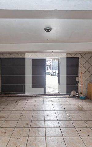 Casa à venda com 296m², 3 quartos e 2 vagas Casa à venda com 296m², 3 quartos e 2 vagasGaragem