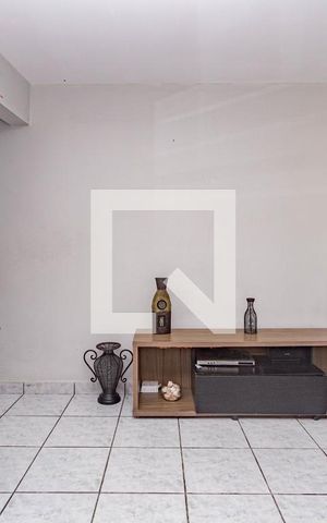 Casa à venda com 296m², 3 quartos e 2 vagas Casa à venda com 296m², 3 quartos e 2 vagasSala