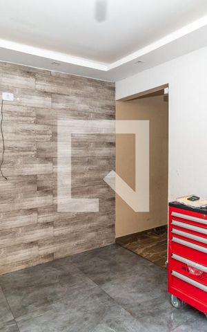 Casa à venda com 150m², 2 quartos e 2 vagasSala