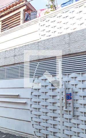 Casa à venda com 150m², 2 quartos e 2 vagasFachada