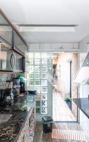Casa à venda com 150m², 2 quartos e 2 vagasCozinha