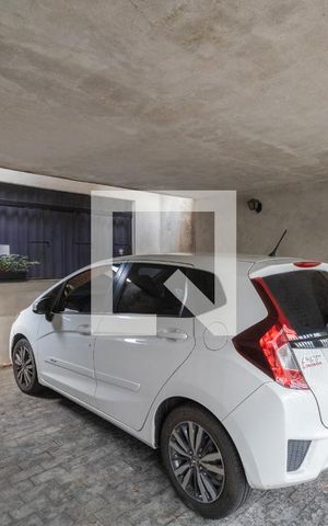 Casa à venda com 186m², 3 quartos e 2 vagas Casa à venda com 186m², 3 quartos e 2 vagasGaragem