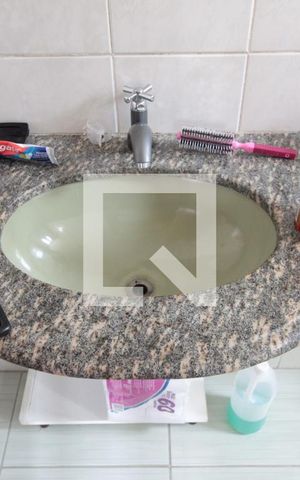 Apartamento à venda com 138m², 3 quartos e 2 vagasBanheiro da Suite