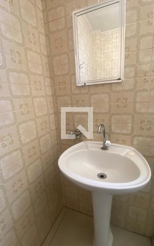 Apartamento para alugar com 121m², 3 quartos e 1 vaga Apartamento para alugar com 121m², 3 quartos e 1 vagaBanheiro Social