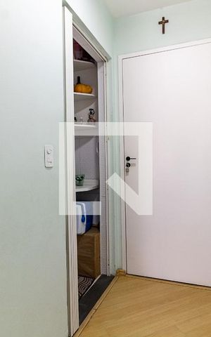 Apartamento à venda com 56m², 2 quartos e 1 vaga Apartamento à venda com 56m², 2 quartos e 1 vagaEntrada