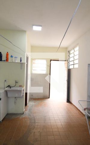 Casa à venda com 144m², 3 quartos e 2 vagasÁrea de Serviço