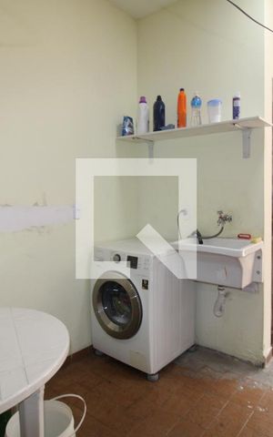 Casa à venda com 144m², 3 quartos e 2 vagasÁrea de Serviço