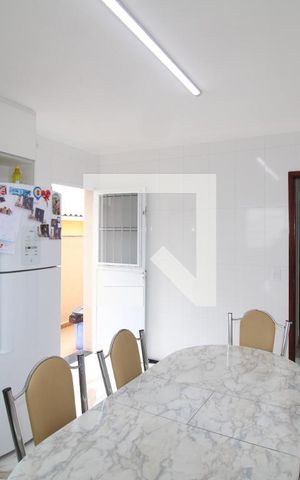 Casa à venda com 144m², 3 quartos e 2 vagasCozinha