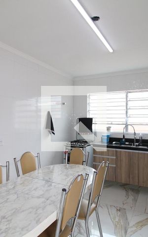 Casa à venda com 144m², 3 quartos e 2 vagasCozinha