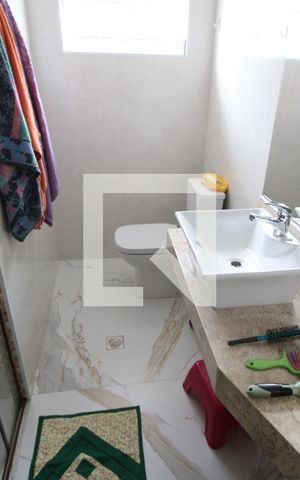 Casa à venda com 144m², 3 quartos e 2 vagasBanheiro 2
