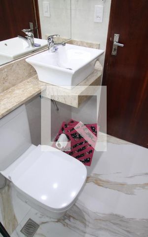 Casa à venda com 144m², 3 quartos e 2 vagasBanheiro