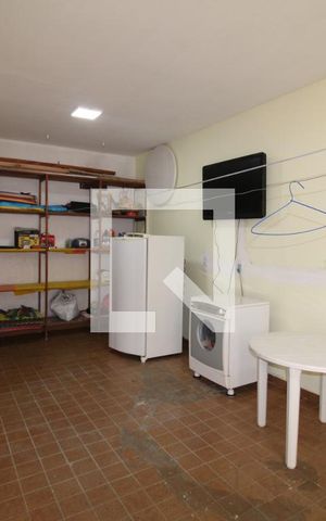 Casa à venda com 144m², 3 quartos e 2 vagasÁrea de Serviço