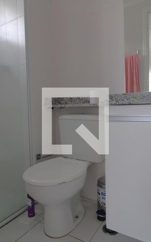 Apartamento à venda com 67m², 2 quartos e 1 vagaBanheiro da suíte