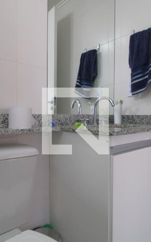 Apartamento à venda com 67m², 2 quartos e 1 vagaBanheiro da suíte
