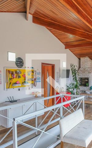 Apartamento à venda com 220m², 3 quartos e 2 vagasSegundo andar