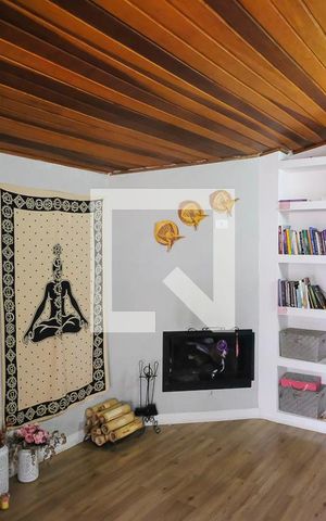Apartamento à venda com 220m², 3 quartos e 2 vagasSegundo andar