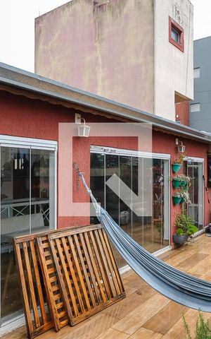 Apartamento à venda com 220m², 3 quartos e 2 vagasVaranda segundo andar