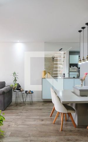 Apartamento à venda com 220m², 3 quartos e 2 vagasSala