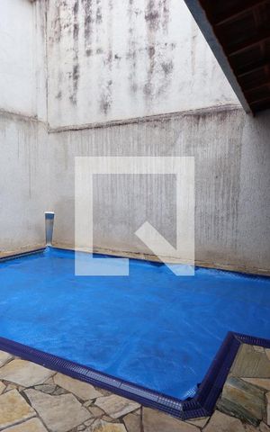 Casa à venda com 352m², 5 quartos e 2 vagasPiscina