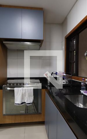 Casa à venda com 352m², 5 quartos e 2 vagasCozinha