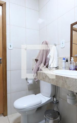 Casa à venda com 352m², 5 quartos e 2 vagasBanheiro Térreo