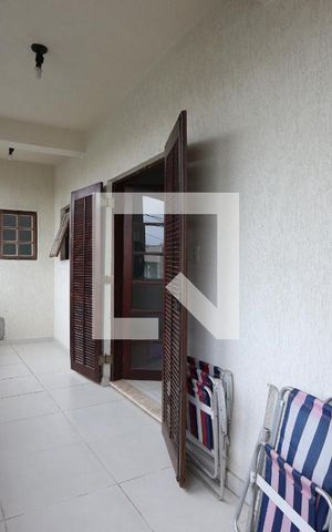 Casa à venda com 352m², 5 quartos e 2 vagasVaranda da frente