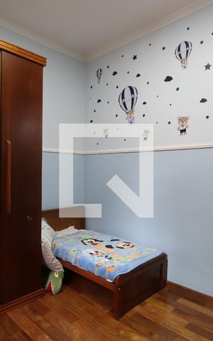 Casa à venda com 352m², 5 quartos e 2 vagasQuarto 3