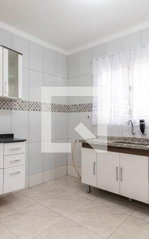 Casa para alugar com 65m², 3 quartos e 1 vagaCozinha