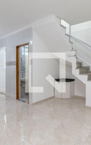Casa para alugar com 65m², 3 quartos e 1 vagaSala