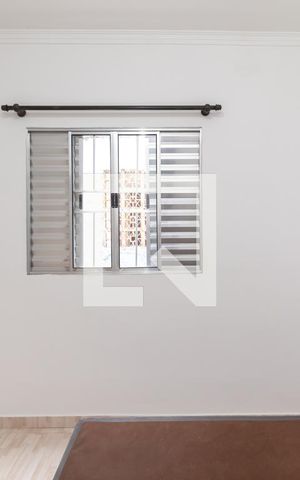 Casa para alugar com 65m², 3 quartos e 1 vagaQuarto 1