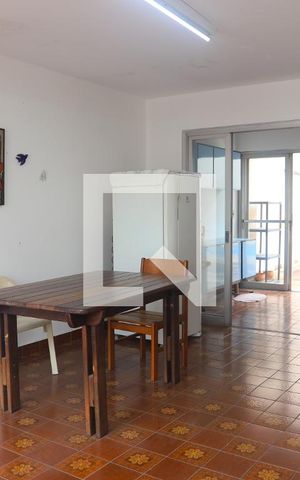 Casa à venda com 500m², 6 quartos e 4 vagasCasa fundos