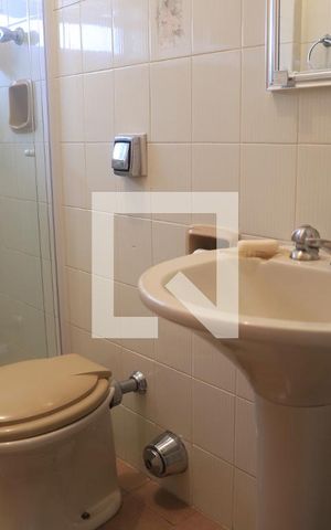 Casa à venda com 500m², 6 quartos e 4 vagasBanheiro Social